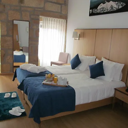 Hotel Solar Da Capela 3*