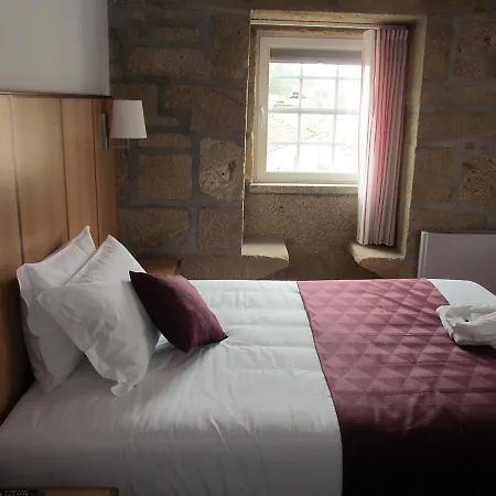 Hotel Solar Da Capela 3*