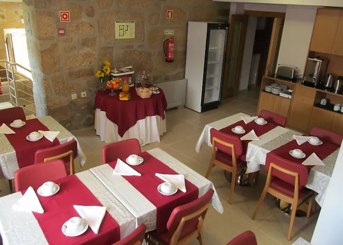 Отель Solar Da Capela Термаш-де-Сан-Педру-ду-Сул